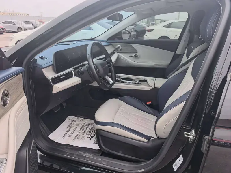 2024 Chery Arrizo 8 с пробегом 28 000 км