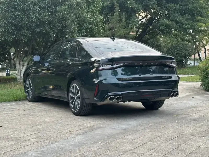 2025 Chery Arrizo 8 с пробегом 8 000 км