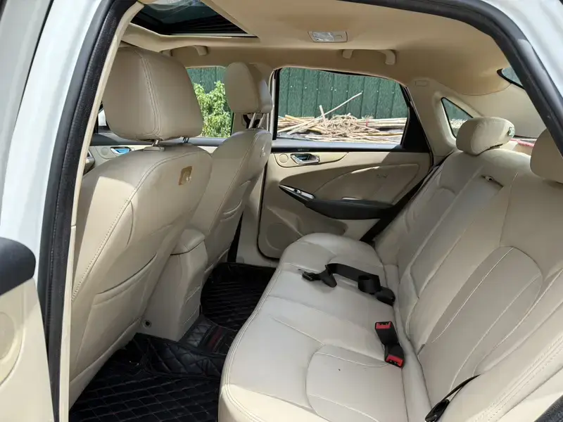 2015 Chery Arrizo 7 с пробегом 90 000 км