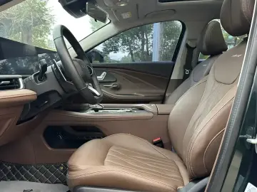 2025 Chery Arrizo 8 с пробегом 8 000 км