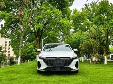 2023 Chery Arrizo 8 с пробегом 8 000 км