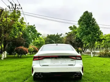 2023 Chery Arrizo 8 с пробегом 8 000 км