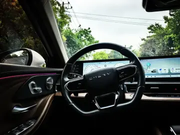 2023 Chery Arrizo 8 с пробегом 8 000 км