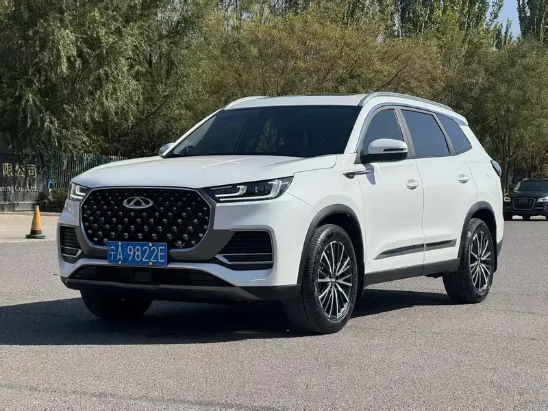 2023 Chery Tiggo 8 Plus с пробегом 30 000 км