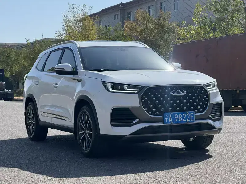 2023 Chery Tiggo 8 Plus с пробегом 30 000 км