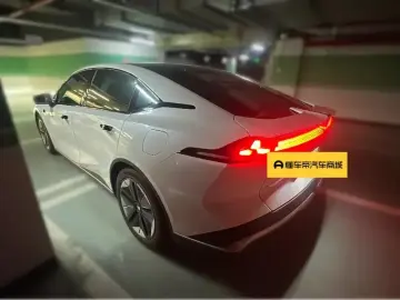 2022 Changan Deepal SL03 с пробегом 16 500 км