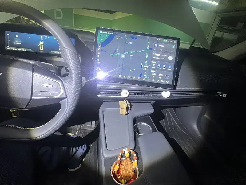 2022 Changan Deepal SL03 с пробегом 16 500 км