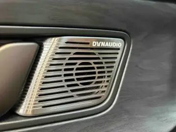 2022 Denza D9 с пробегом 43 000 км