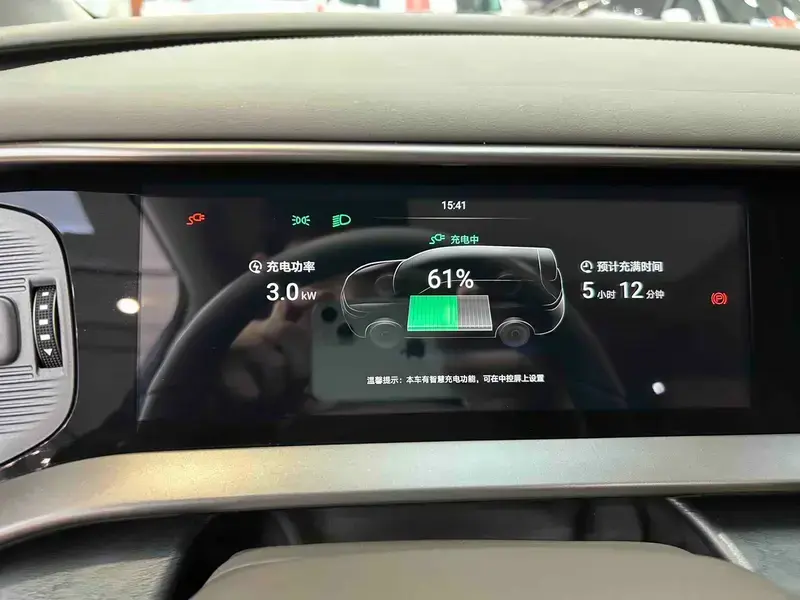 2022 Denza D9 с пробегом 43 000 км