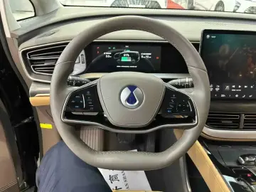 2022 Denza D9 с пробегом 43 000 км