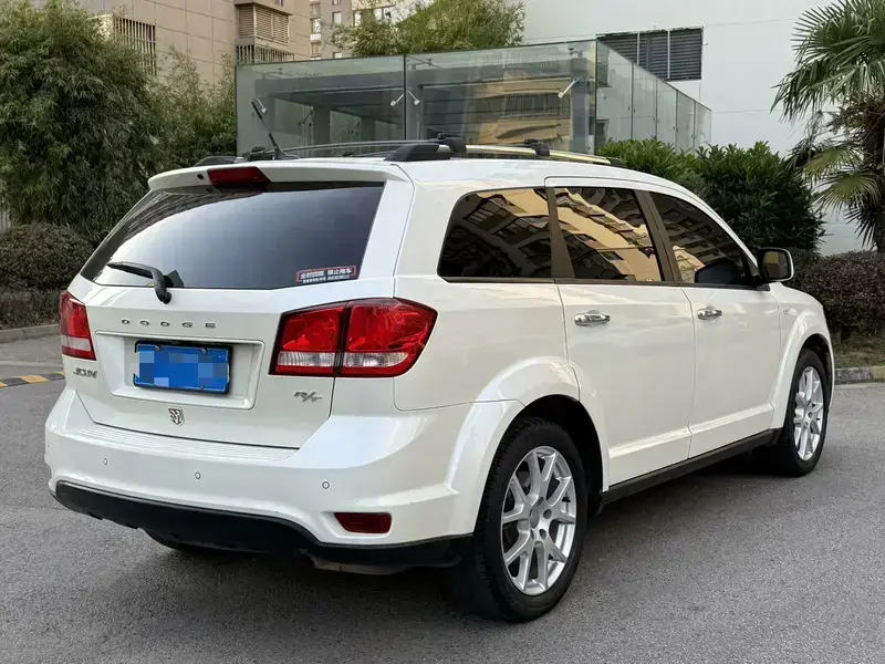 2013 Dodge Journey с пробегом 81 000 км