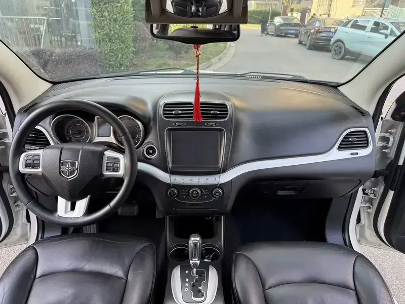 2013 Dodge Journey с пробегом 81 000 км