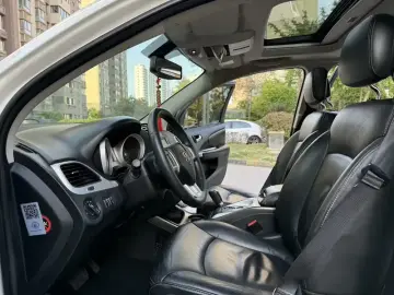 2013 Dodge Journey с пробегом 81 000 км