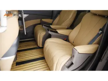 2022 Denza D9 с пробегом 96 700 км