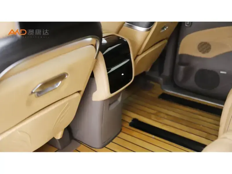 2022 Denza D9 с пробегом 96 700 км