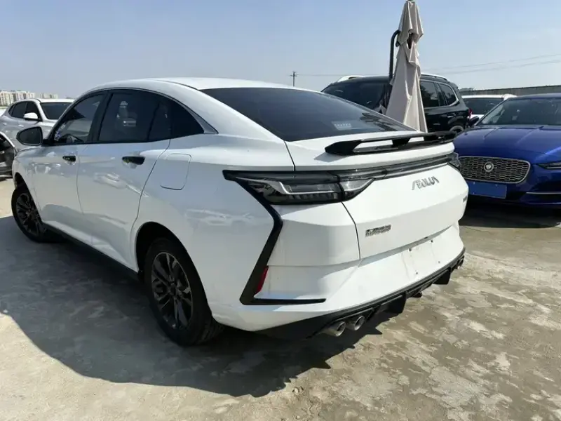 2023 Dongfeng Aeolus Yixuan с пробегом 40 000 км
