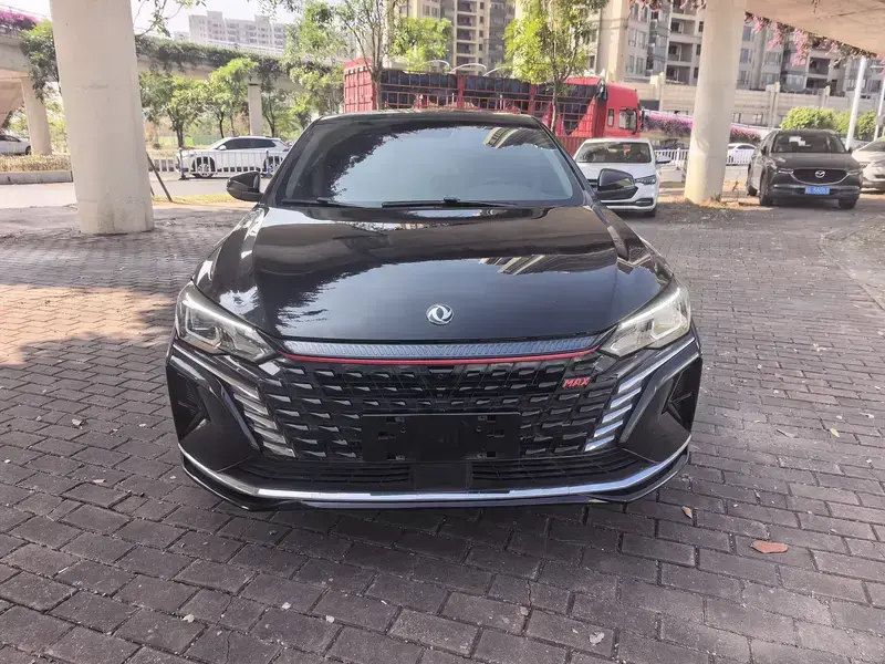 2021 Dongfeng Aeolus Yixuan Max с пробегом 42 000 км