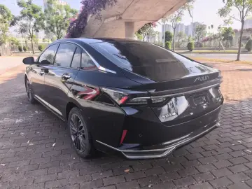 2021 Dongfeng Aeolus Yixuan Max с пробегом 42 000 км