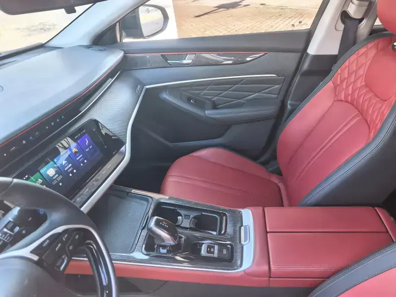 2021 Dongfeng Aeolus Yixuan Max с пробегом 42 000 км