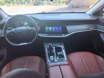 2021 Dongfeng Aeolus Yixuan Max с пробегом 42 000 км