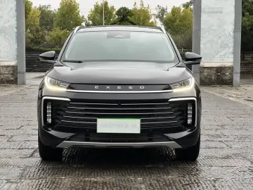 2025 Exeed TXL с пробегом 16 000 км