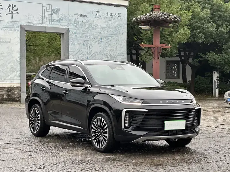 2025 Exeed TXL с пробегом 16 000 км