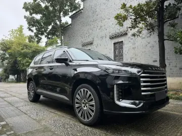 2026 Exeed VX с пробегом 12 000 км