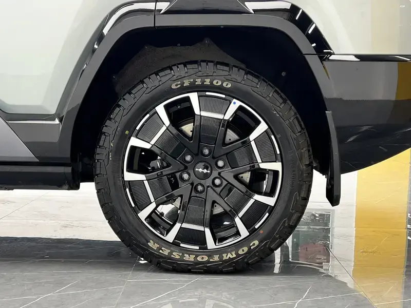 2025 BYD FangChengBao Leopard 8 с пробегом 52 600 км