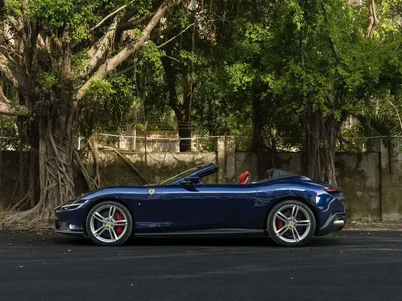2023 Ferrari Roma с пробегом 2 400 км