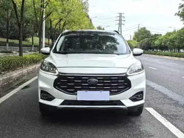 2020 Ford Escape с пробегом 45 000 км