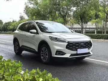 2020 Ford Escape с пробегом 45 000 км