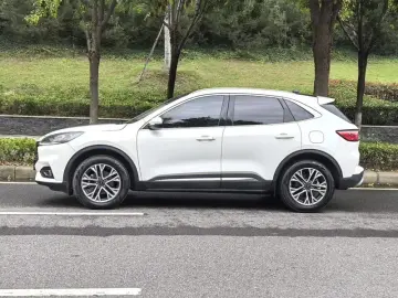 2020 Ford Escape с пробегом 45 000 км