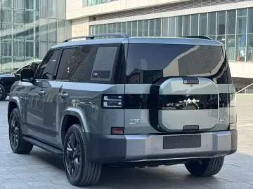 2026 BYD FangChengBao Titanium 7 с пробегом 2 000 км