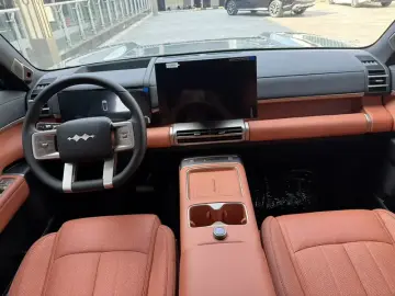 2026 BYD FangChengBao Titanium 7 с пробегом 2 000 км