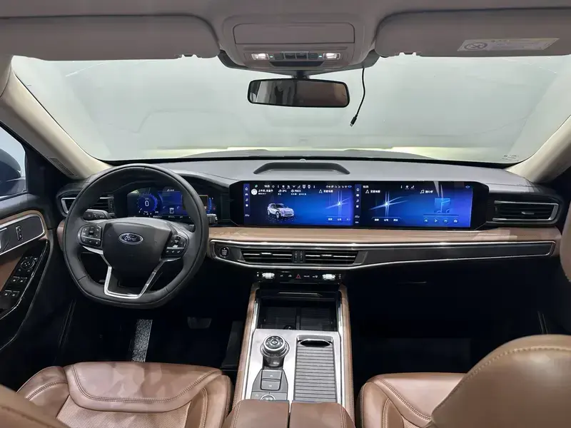 2023 Ford Explorer с пробегом 81 000 км