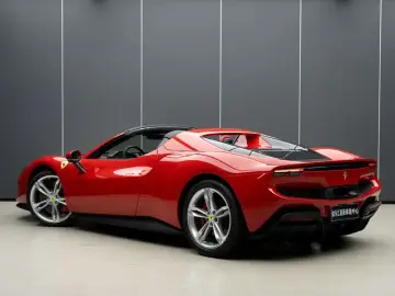 2022 Ferrari 296 с пробегом 200 км