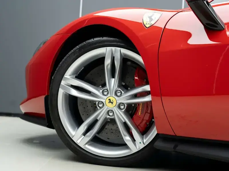 2022 Ferrari 296 с пробегом 200 км