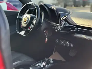 2011 Ferrari 458 с пробегом 45 000 км