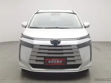 2024 GAC Trumpchi E8 с пробегом 6 100 км