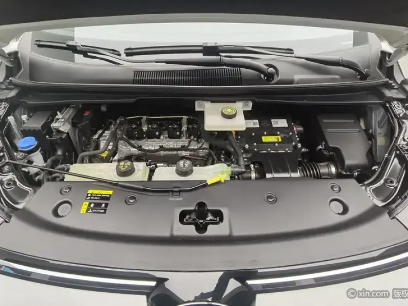 2024 GAC Trumpchi E8 с пробегом 6 100 км
