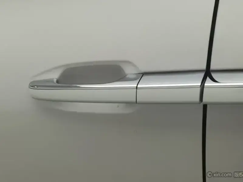 2024 GAC Trumpchi E8 с пробегом 6 100 км