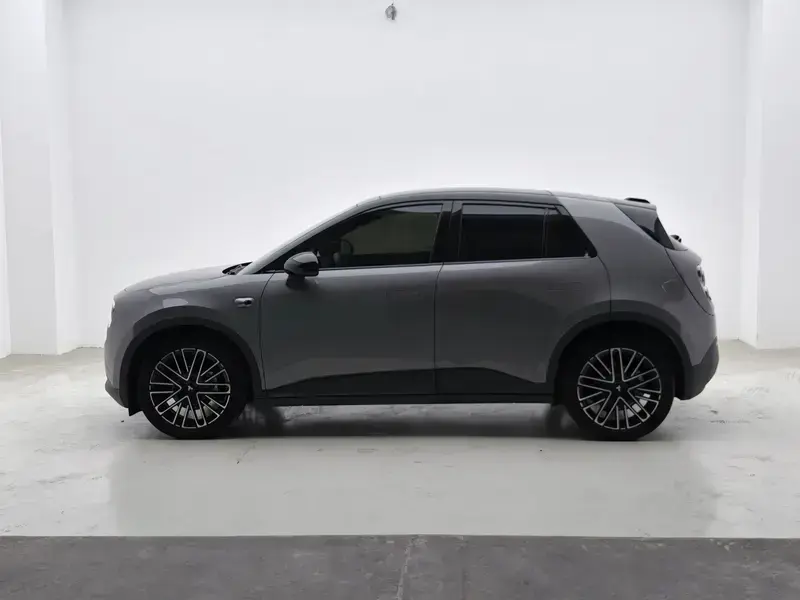 2025 Nio Firefly с пробегом 26 900 км