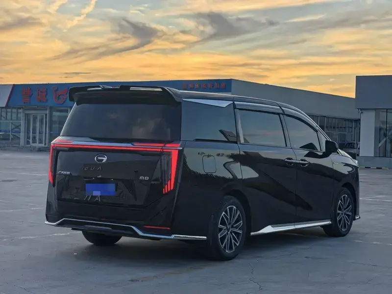 2024 GAC Trumpchi M8 с пробегом 15 000 км
