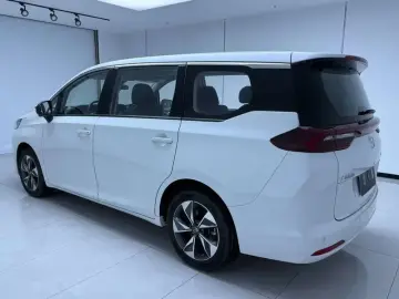 2021 GAC Trumpchi M6 с пробегом 700 км