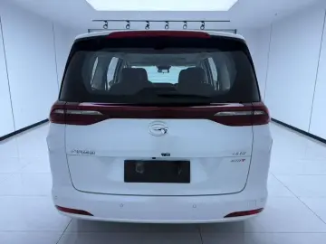 2021 GAC Trumpchi M6 с пробегом 700 км
