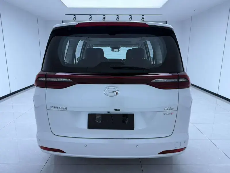 2021 GAC Trumpchi M6 с пробегом 700 км