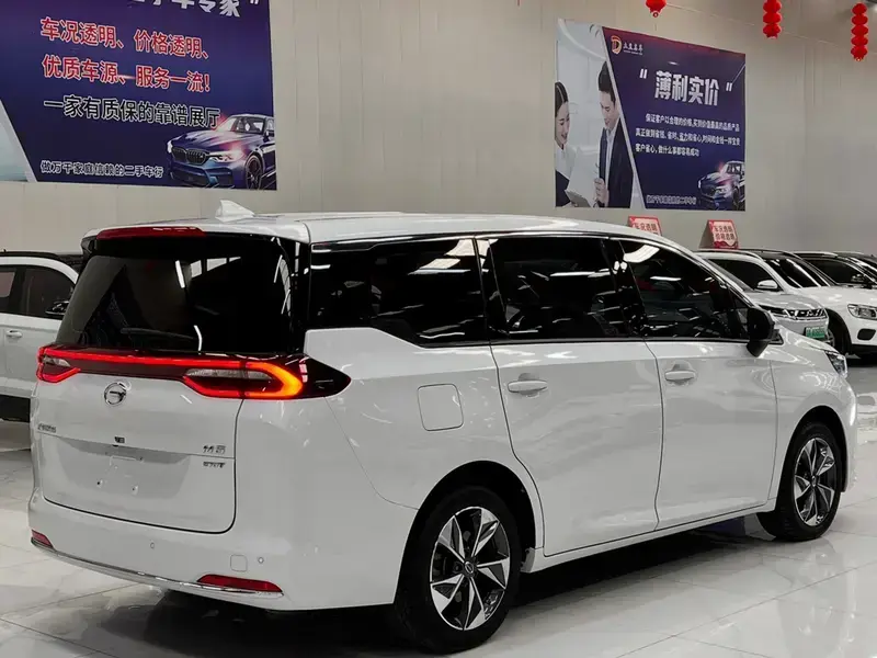 2021 GAC Trumpchi M6 с пробегом 48 600 км