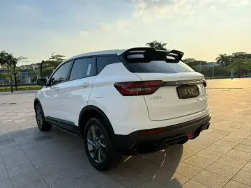 2025 Geely Binyue с пробегом 4 000 км