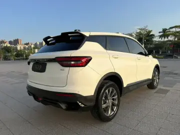 2025 Geely Binyue с пробегом 4 000 км