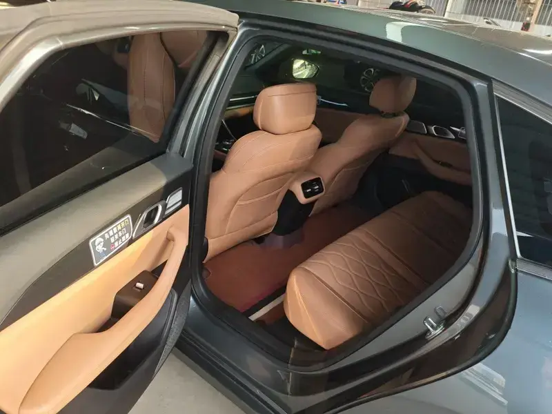 2025 Geely Galaxy A7 с пробегом 53 000 км